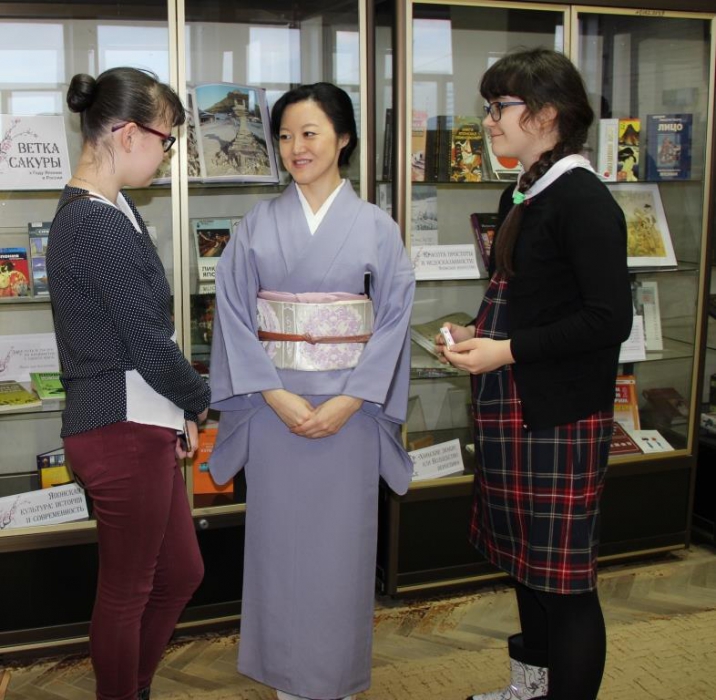 Свыше двухсот мурманчан стали участниками Дня Японии в библиотеке