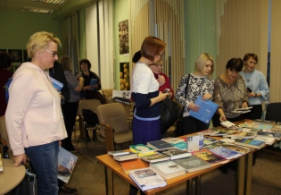 Участники Финского клуба посетили Мурманскую областную научную библиотеку